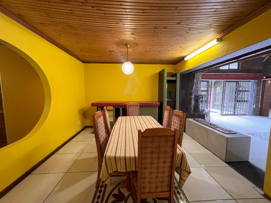 4 Bedroom Property for Sale in Heuwelsig Free State